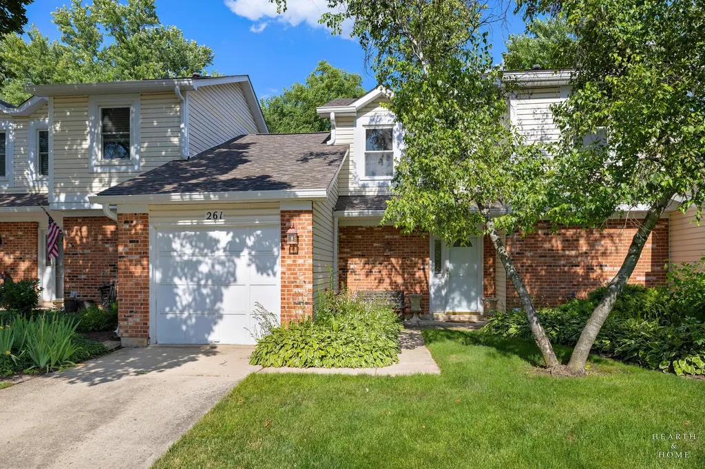 261 Sutton Court Bloomingdale IL 60108