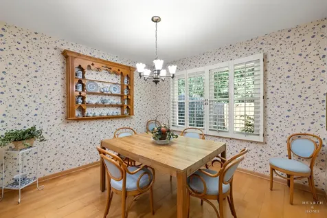 261 Sutton Court Bloomingdale IL 60108