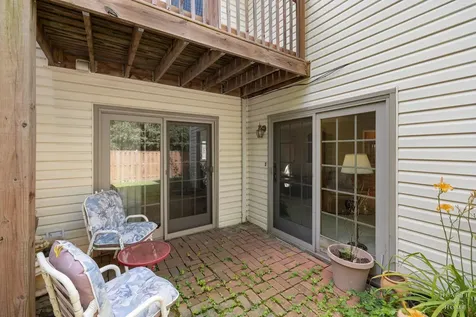 261 Sutton Court Bloomingdale IL 60108