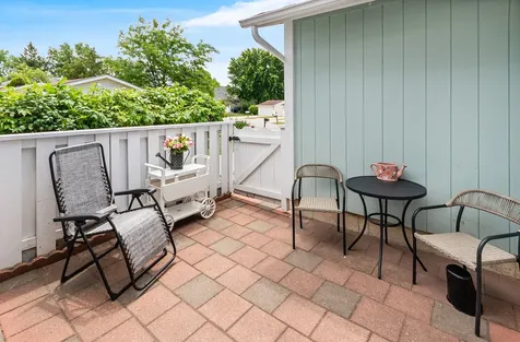 21 Wake Robin Court Woodridge IL 60517