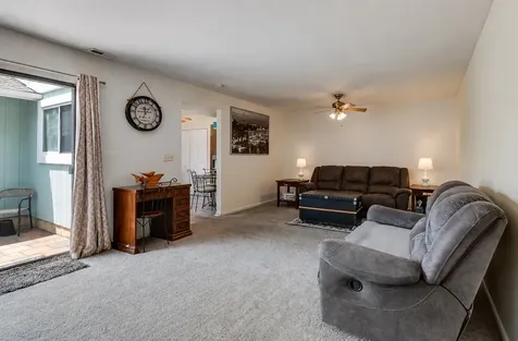 21 Wake Robin Court Woodridge IL 60517