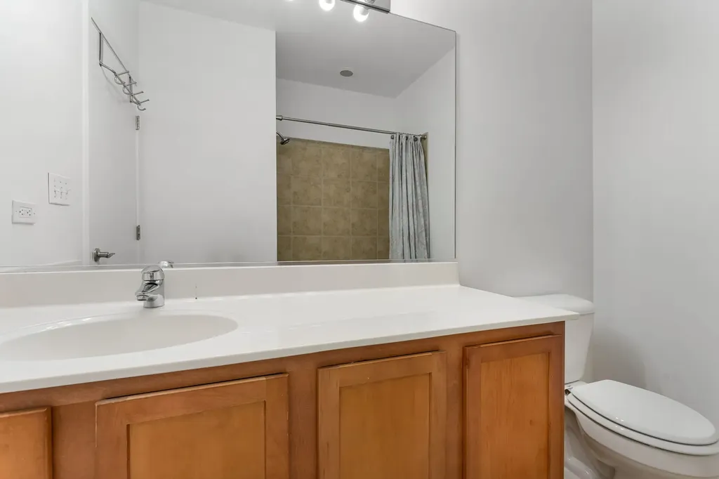 2403 West 32nd Place Chicago IL 60608