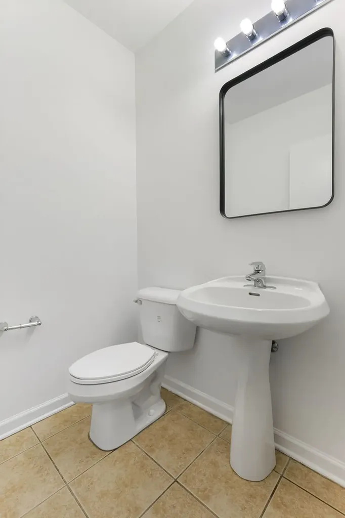 2403 West 32nd Place Chicago IL 60608