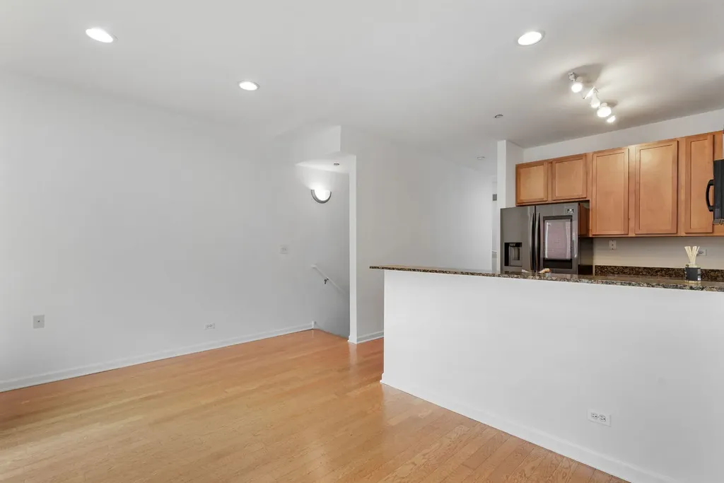 2403 West 32nd Place Chicago IL 60608