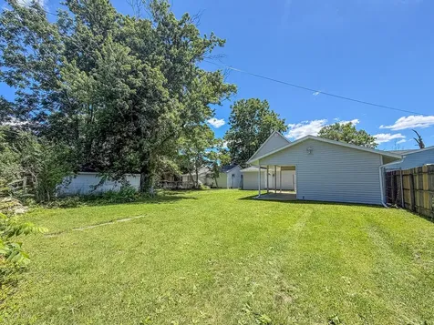 911 Forrest Street Danville IL 61832