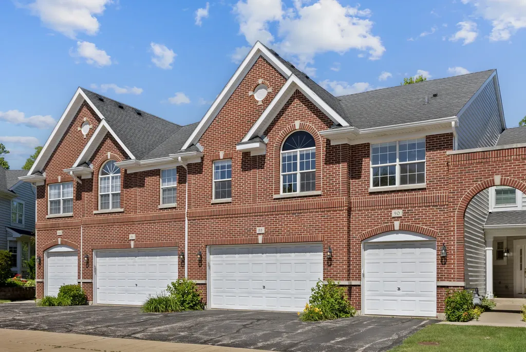 88 Fulbright Lane Schaumburg IL 60194