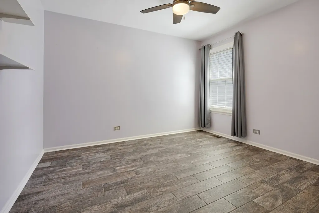 88 Fulbright Lane Schaumburg IL 60194