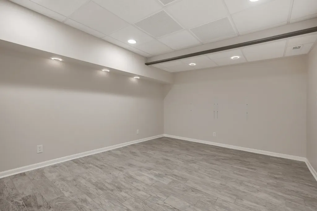 88 Fulbright Lane Schaumburg IL 60194