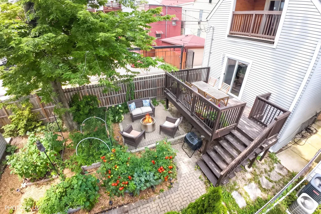 3123 West Cortland Street Chicago IL 60647