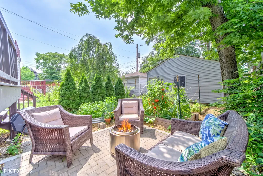 3123 West Cortland Street Chicago IL 60647