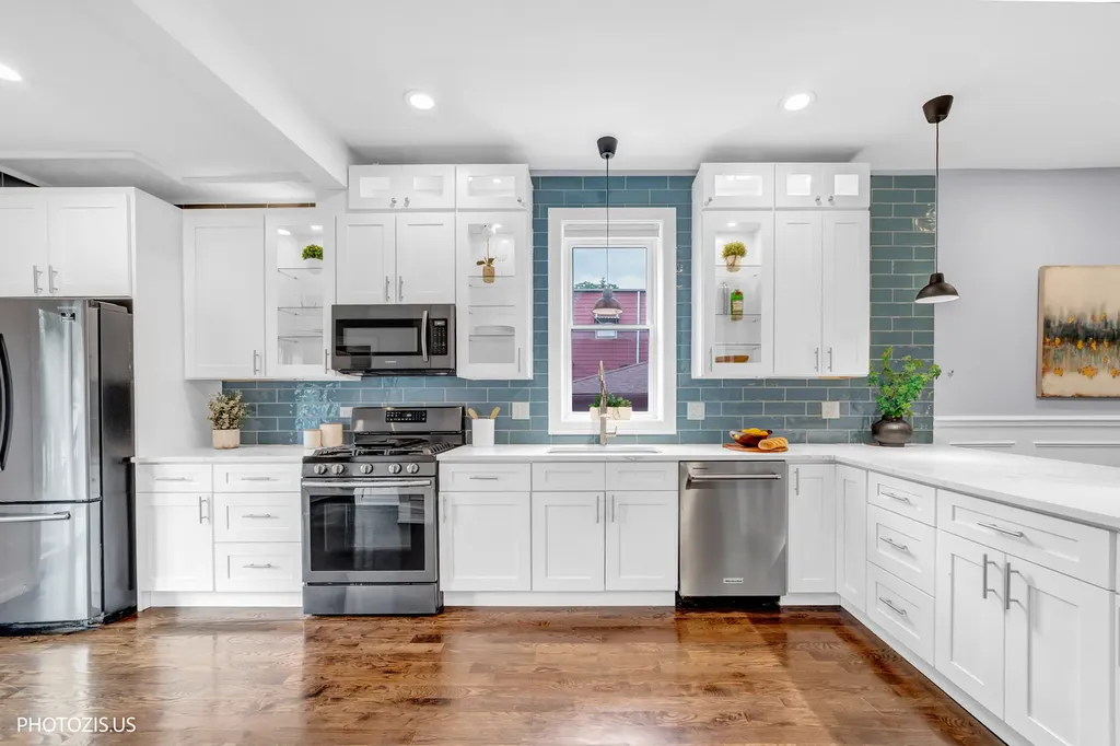 3123 West Cortland Street Chicago IL 60647