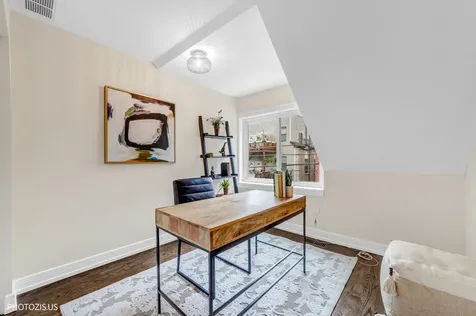 3123 West Cortland Street Chicago IL 60647