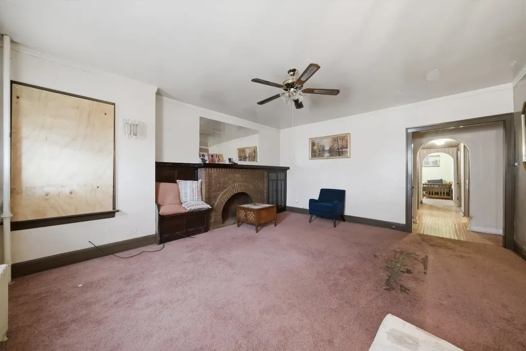 830 North Drake Avenue Chicago IL 60651