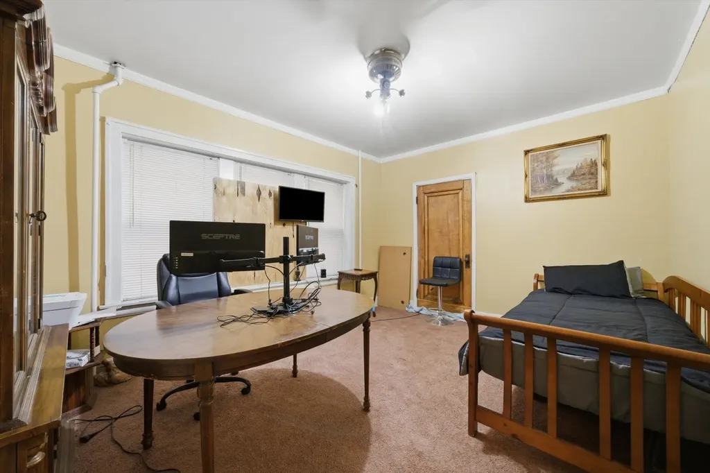 830 North Drake Avenue Chicago IL 60651