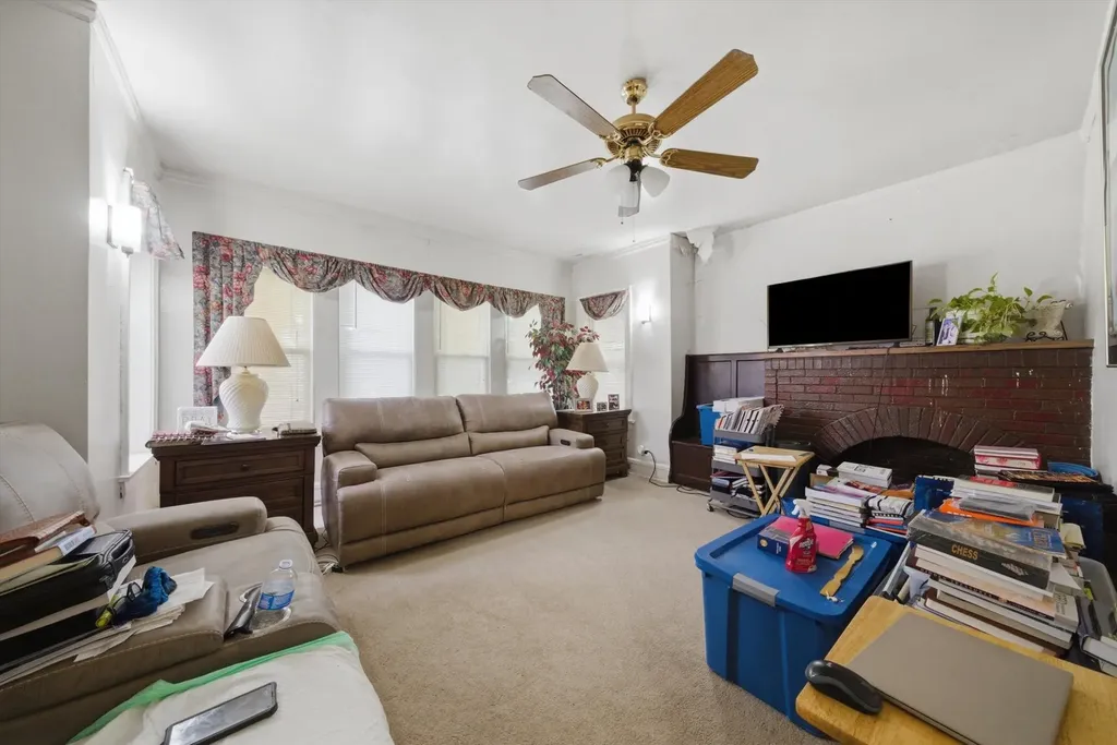 830 North Drake Avenue Chicago IL 60651