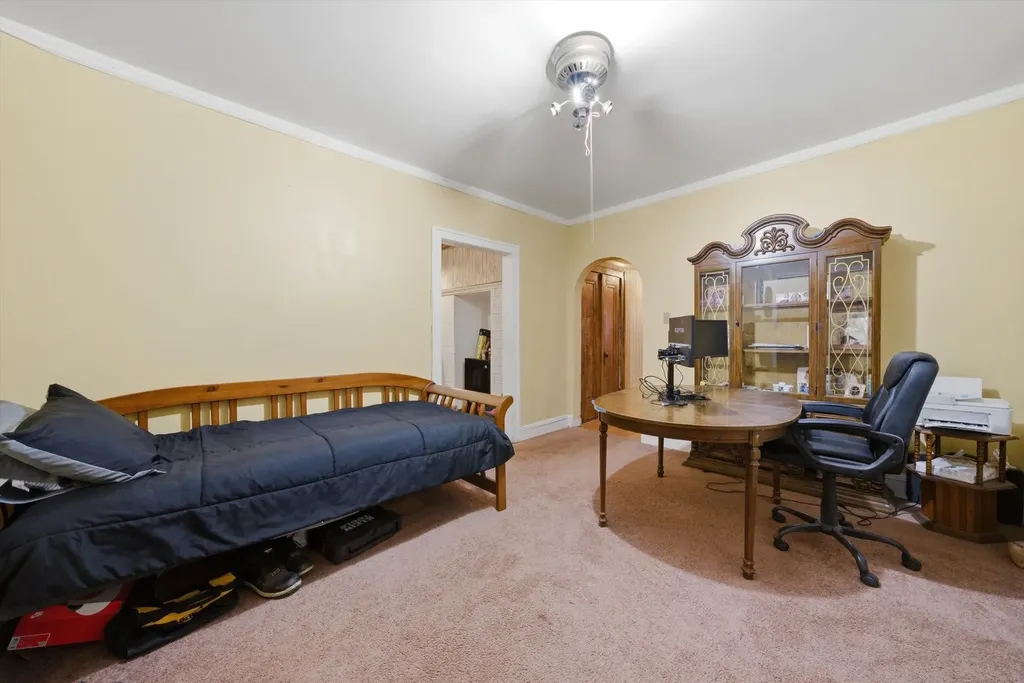 830 North Drake Avenue Chicago IL 60651