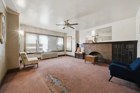 830 North Drake Avenue Chicago IL 60651