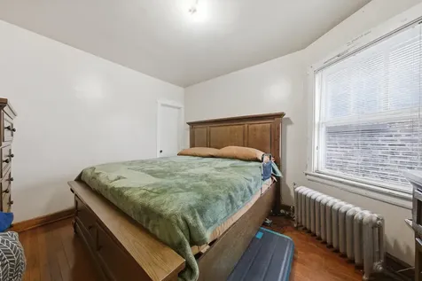 830 North Drake Avenue Chicago IL 60651
