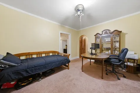 830 North Drake Avenue Chicago IL 60651
