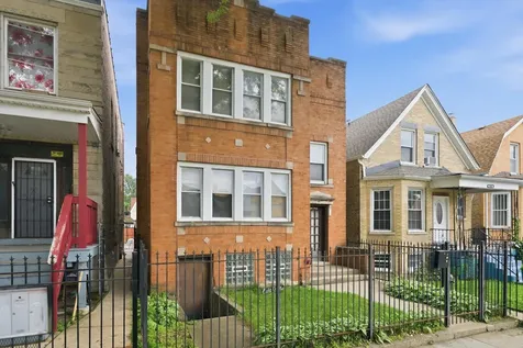 830 North Drake Avenue Chicago IL 60651