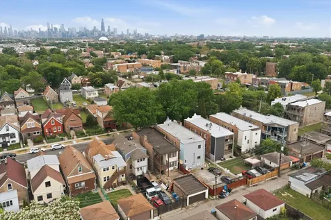 830 North Drake Avenue Chicago IL 60651