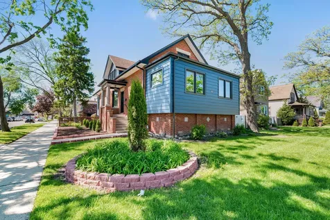 8531 Center Street River Grove IL 60171