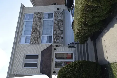 5025 Carol Street Skokie IL 60077