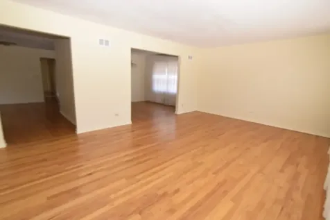 5025 Carol Street Skokie IL 60077
