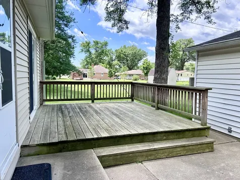 4 Geneske Court Streator IL 61364