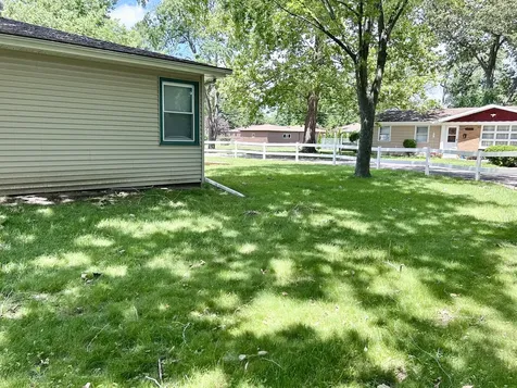 4 Geneske Court Streator IL 61364