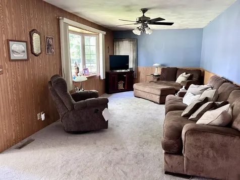 4 Geneske Court Streator IL 61364
