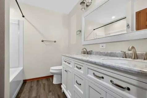 513 Pembroke Road SW Poplar Grove IL 61065