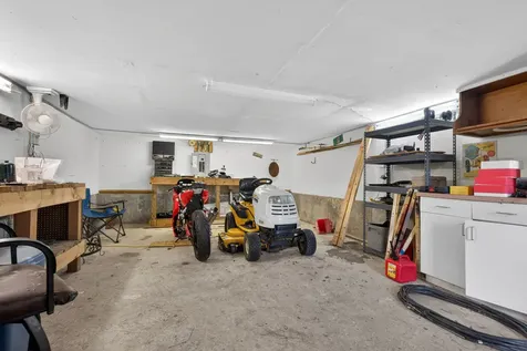 513 Pembroke Road SW Poplar Grove IL 61065