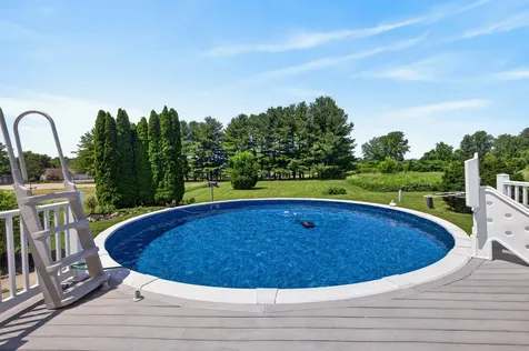 513 Pembroke Road SW Poplar Grove IL 61065