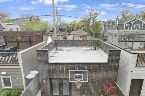 3012 North Hoyne Avenue Chicago IL 60618
