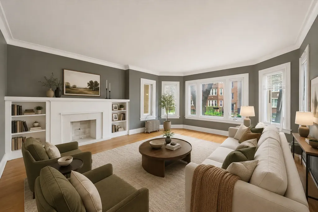 7537 South Phillips Avenue Chicago IL 60649