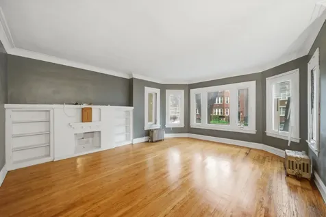 7537 South Phillips Avenue Chicago IL 60649