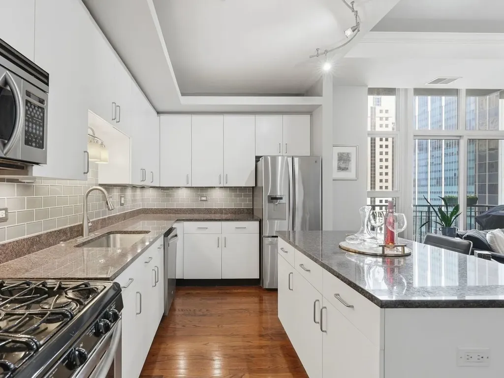 212 West Washington Street W Chicago IL 60606