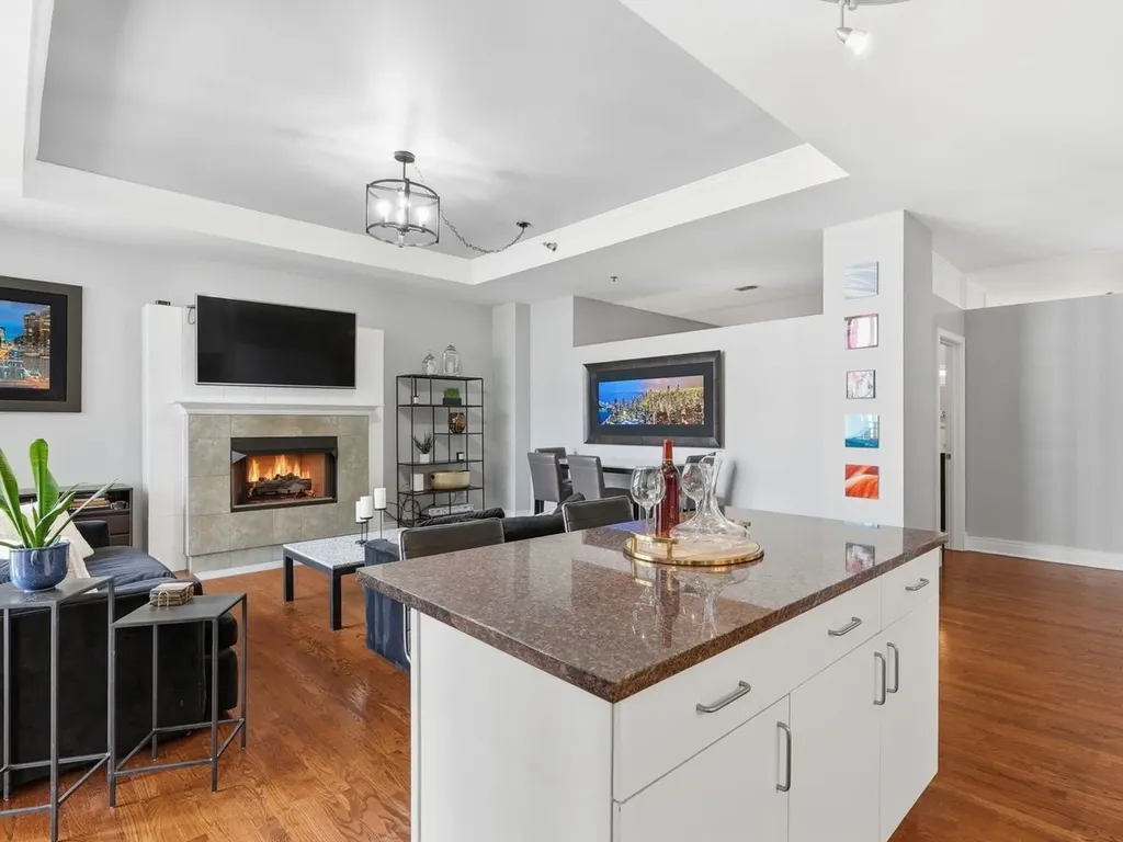 212 West Washington Street W Chicago IL 60606