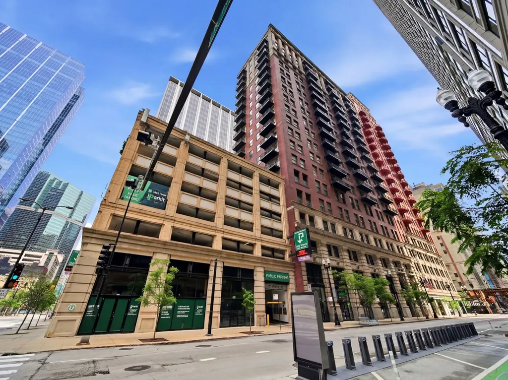 212 West Washington Street W Chicago IL 60606