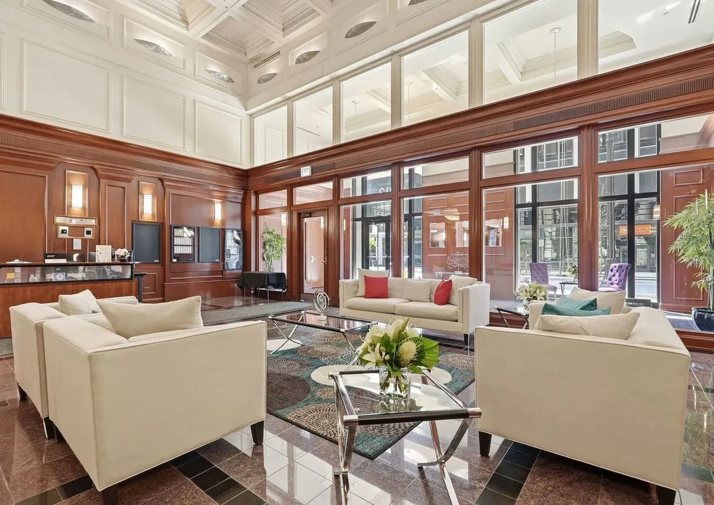212 West Washington Street W Chicago IL 60606