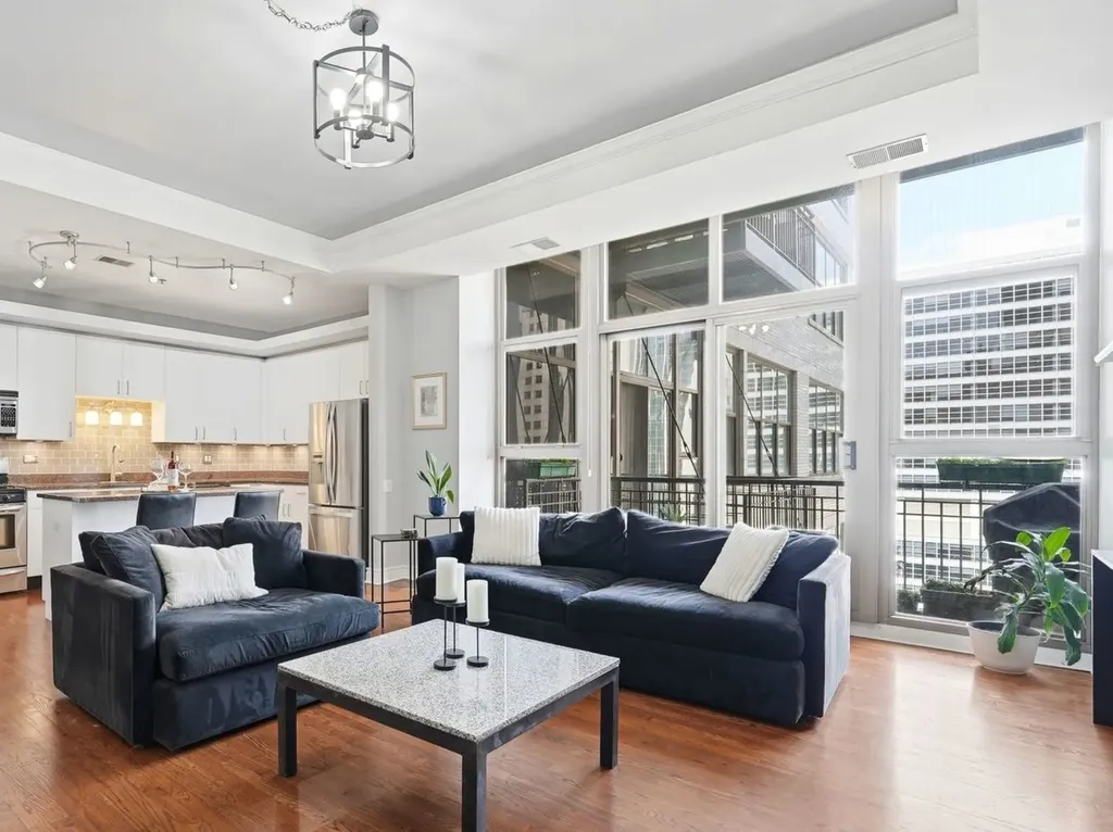 212 West Washington Street W Chicago IL 60606