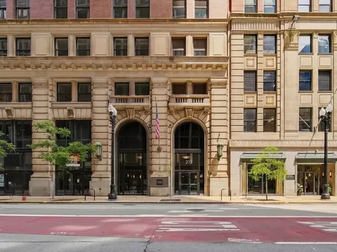 212 West Washington Street W Chicago IL 60606