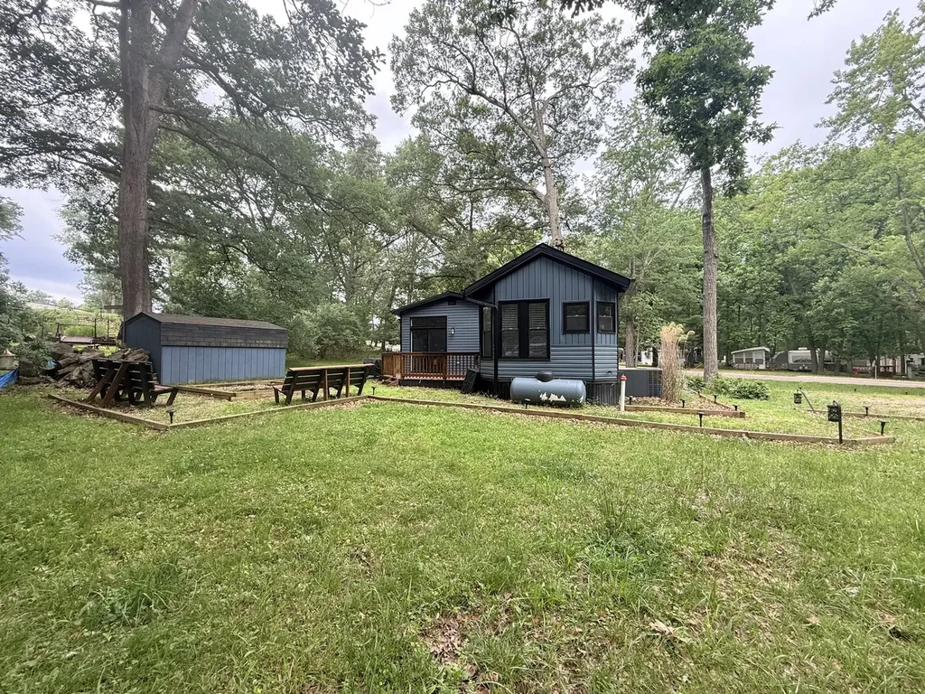 1/147 Woodhaven Lakes Sublette IL 61367