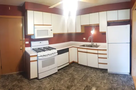 10351 Dickens Street Westchester IL 60154