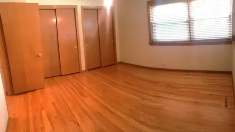 10351 Dickens Street Westchester IL 60154