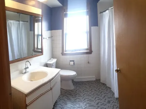 10351 Dickens Street Westchester IL 60154