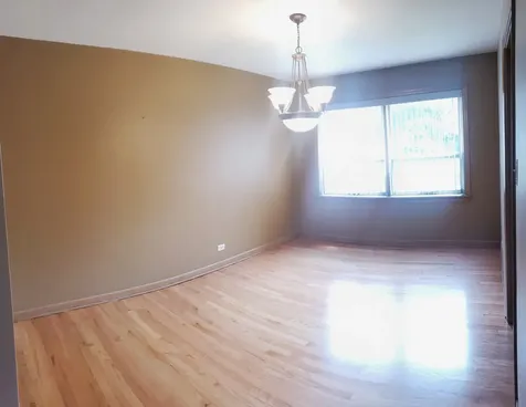 10351 Dickens Street Westchester IL 60154