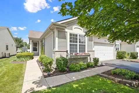 21254 Montclare Lake Drive Crest Hill IL 60403