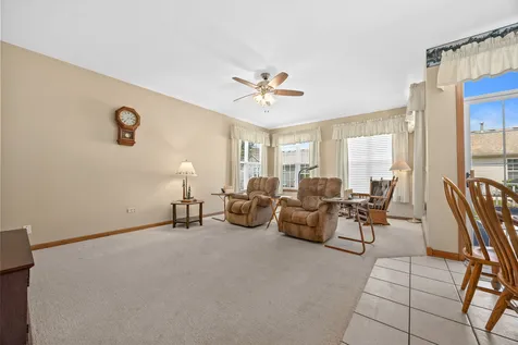 21254 Montclare Lake Drive Crest Hill IL 60403